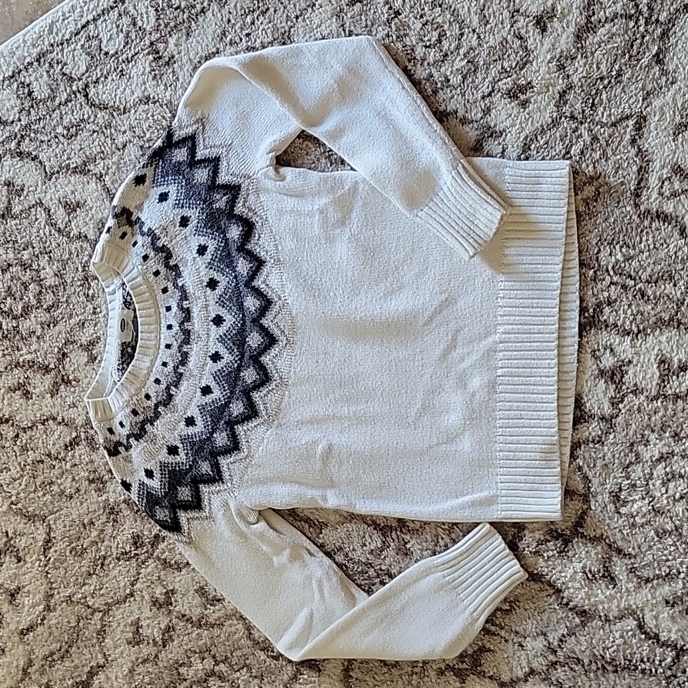 Old Navy Sweater